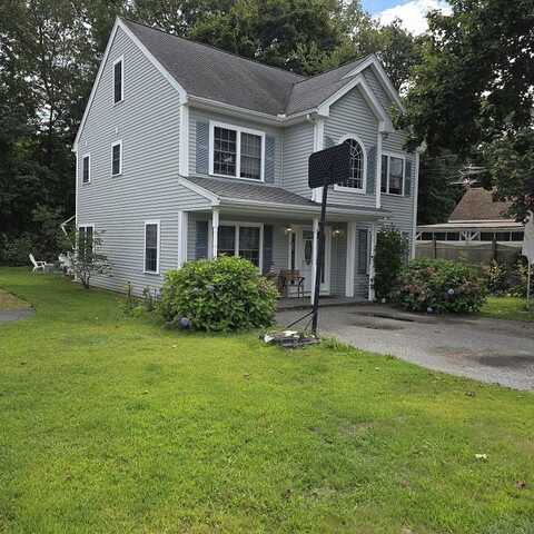 11 Orchard St, Tewksbury, MA 01876