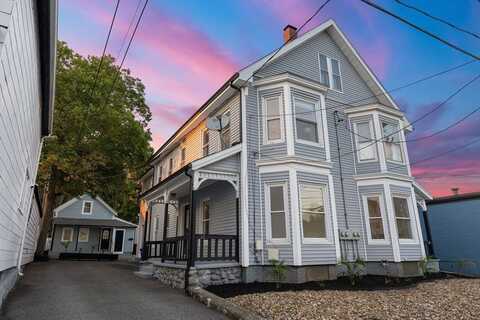 10 Gould St, Stoneham, MA 02148