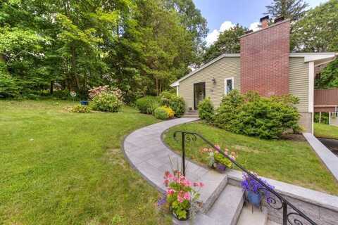 22 Nottingham Road, Worcester, MA 01609