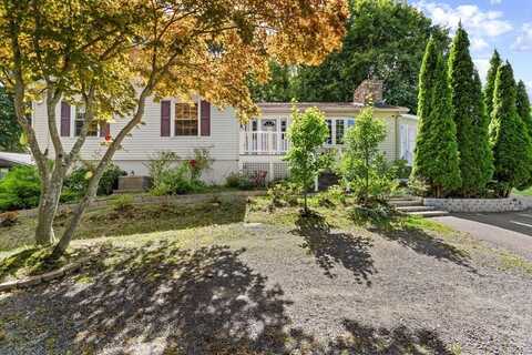 55 Humes Ave, Worcester, MA 01605