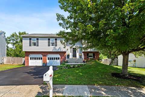 10 Cove Court, Howell, NJ 07731