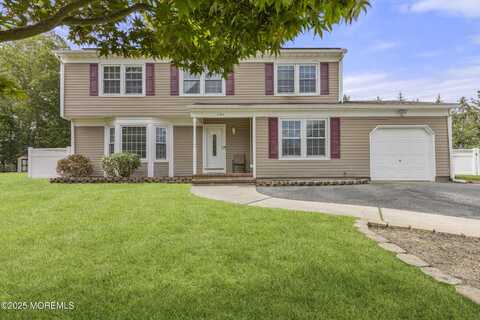 104 Dale Court, Manchester, NJ 08759