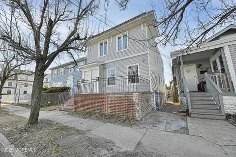 1006 N Ohio Avenue, Atlantic City, NJ 08400