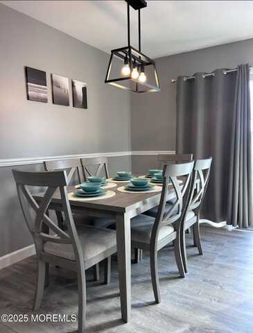 38 Edison Street, Bayville, NJ 08721