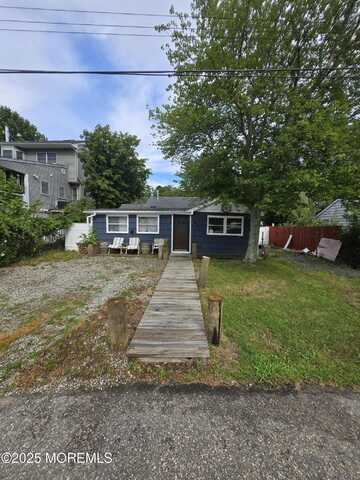 315 Vanderwell Avenue, Bayville, NJ 08721