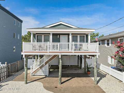 511 Engleside Avenue, Beach Haven, NJ 08008