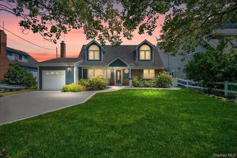 84 Lebrun Avenue, Amityville, NY 11701