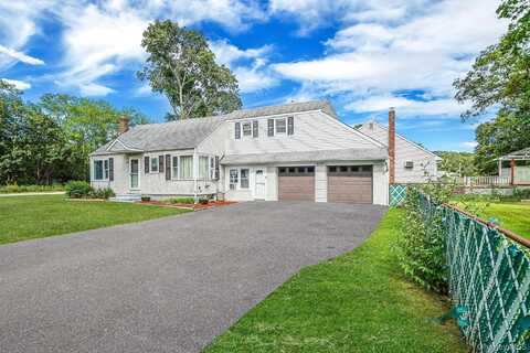 2581 Locust Avenue, Ronkonkoma, NY 11779