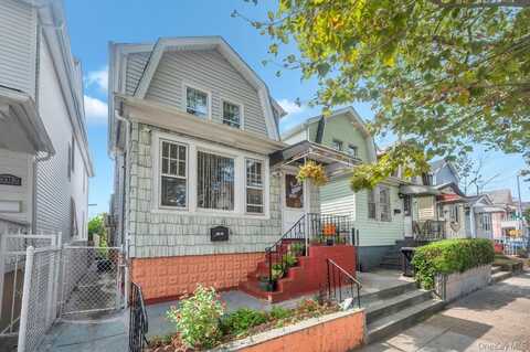 10310 106 Street, Ozone Park, NY 11417