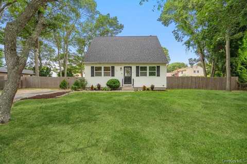 143 Robinwood Drive, Shirley, NY 11967