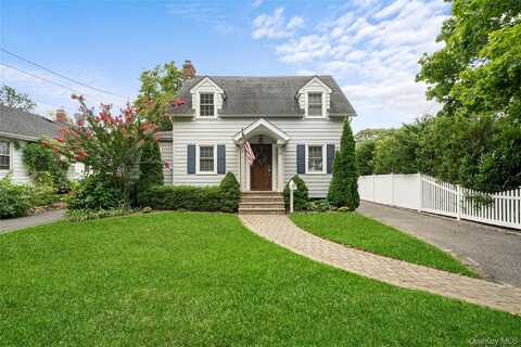 68 Prospect Street, Amityville, NY 11701