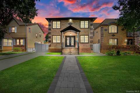 84-19 253 Street, Bellerose, NY 11426