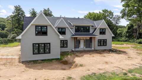 320 Circle Road, Muttontown, NY 11791