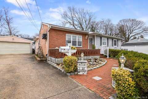 1 Pinetop Drive, Central Islip, NY 11722