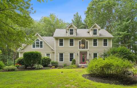 2 Surrey Lane, Falmouth, ME 04105