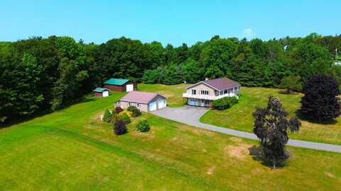172 North Road, Ripley, ME 04930