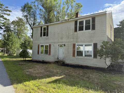 4 Blueberry Avenue, Saco, ME 04072