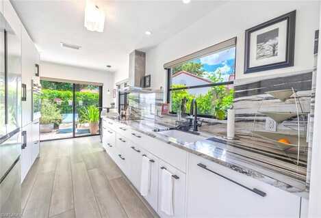 877 Reef Point, NAPLES, FL 34108