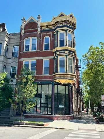 1659 W Huron Street, Chicago, IL 60622