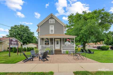 224 S Main Street, Burlington, IL 60109