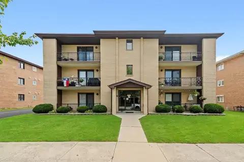 16825 81st Avenue, Tinley Park, IL 60477