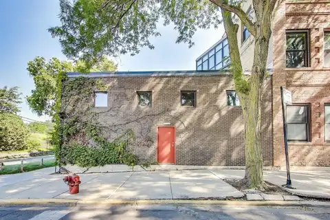 1776 W Winnemac Avenue, Chicago, IL 60640