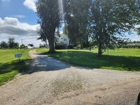 25689 Jersey Road, Tampico, IL 61283