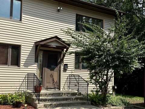 4735 Yender Avenue, Lisle, IL 60532