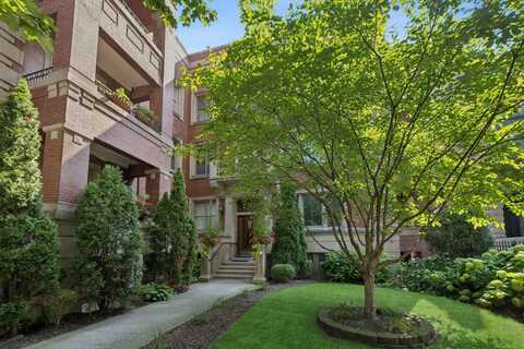 4721 S Greenwood Avenue, Chicago, IL 60615