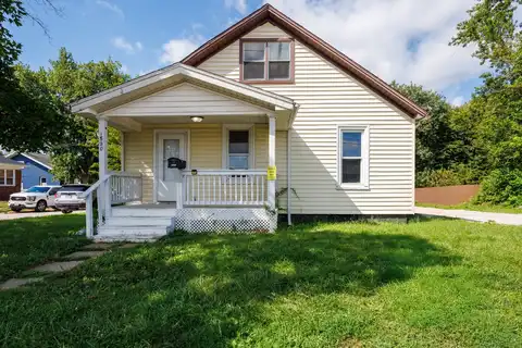1520 Wilson Street, Bloomington, IL 61701