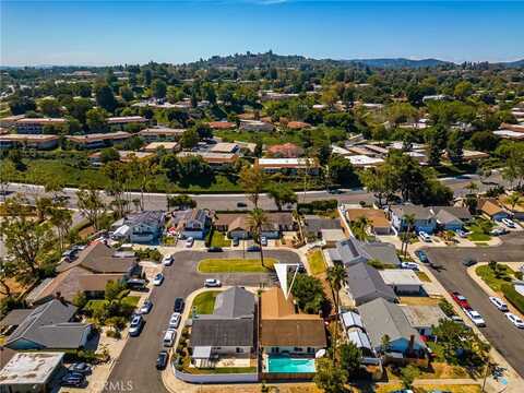 22656 Genova, Laguna Hills, CA 92653