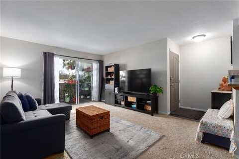 432 Edgehill Lane, Oceanside, CA 92054