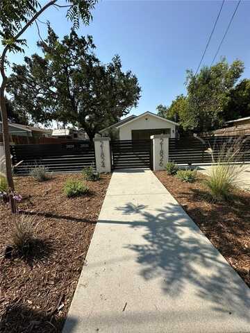 21824 Cohasset Street, Canoga Park, CA 91303