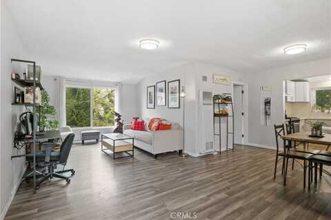 611 S Orange Avenue, Santa Ana, CA 92701