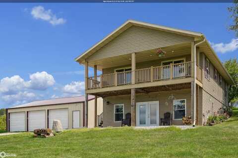 199 Eastside Lane, Montezuma, IA 50171