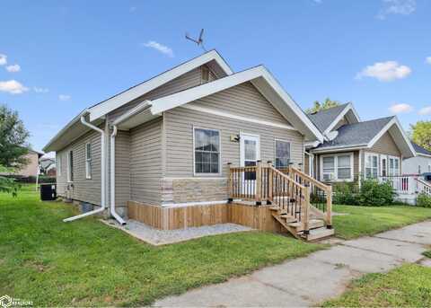 105 S 7Th Avenue, Marshalltown, IA 50158