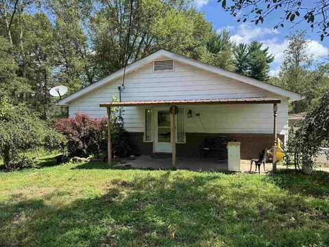 233 K Street, Farmington, WV 26571