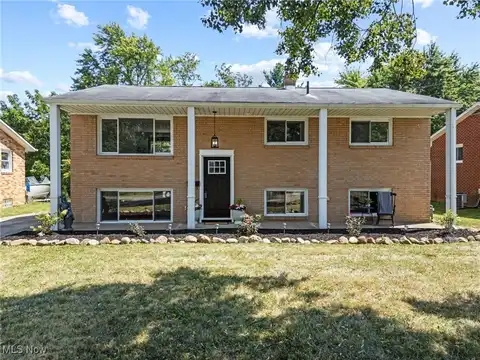 150 Hinderer Avenue SW, Massillon, OH 44646
