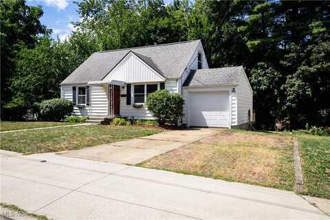 115 Parkview Avenue NW, North Canton, OH 44720