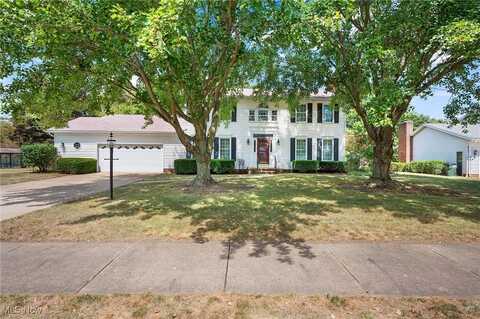 1129 Sprucewood Street SE, North Canton, OH 44720