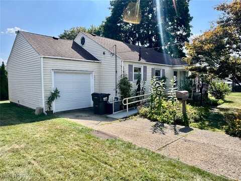 4454 Second Street NW, Canton, OH 44708
