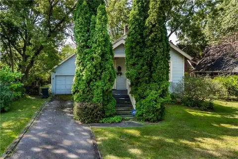 240 E Fifth Avenue, Berea, OH 44017