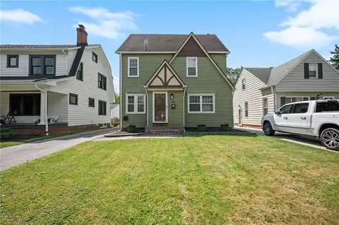 52 Eldred Avenue, Bedford, OH 44146