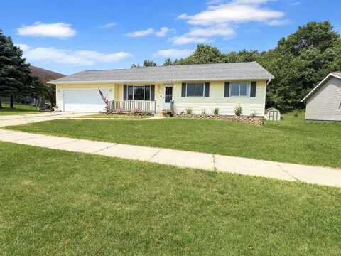 20 Barbara Ann Drive, Reedsburg, WI 53959