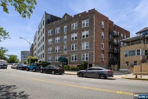 6309 Boulevard East 34, West New York, NJ 07093