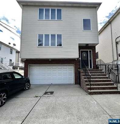 25 Saint Charles Street 23, Newark, NJ 07105