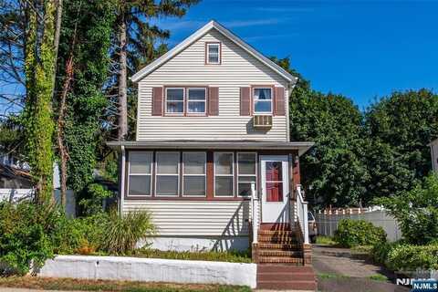 8 14th Street, Hawthorne, NJ 07506