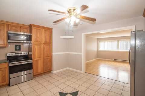 128 Loudon Road, Concord, NH 03301