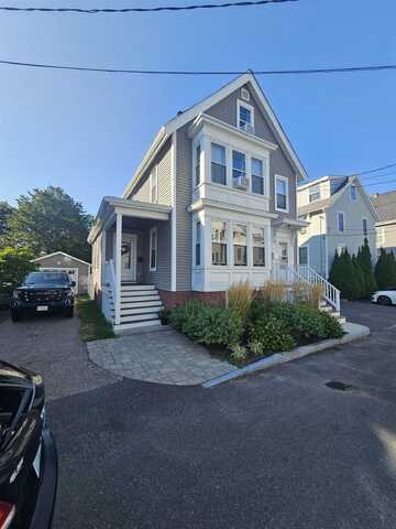 23 Columbia Court, Portsmouth, NH 03801