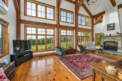 11 Winners Circle Farm Road, CTR Tuftnboro, NH 03816